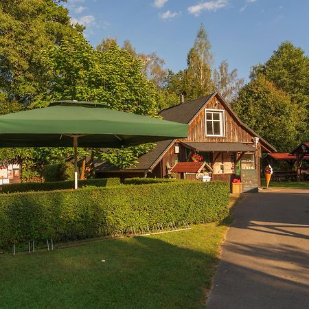 Gasthaus & Pension Am Kurfuerstendamm Burg  Ngoại thất bức ảnh