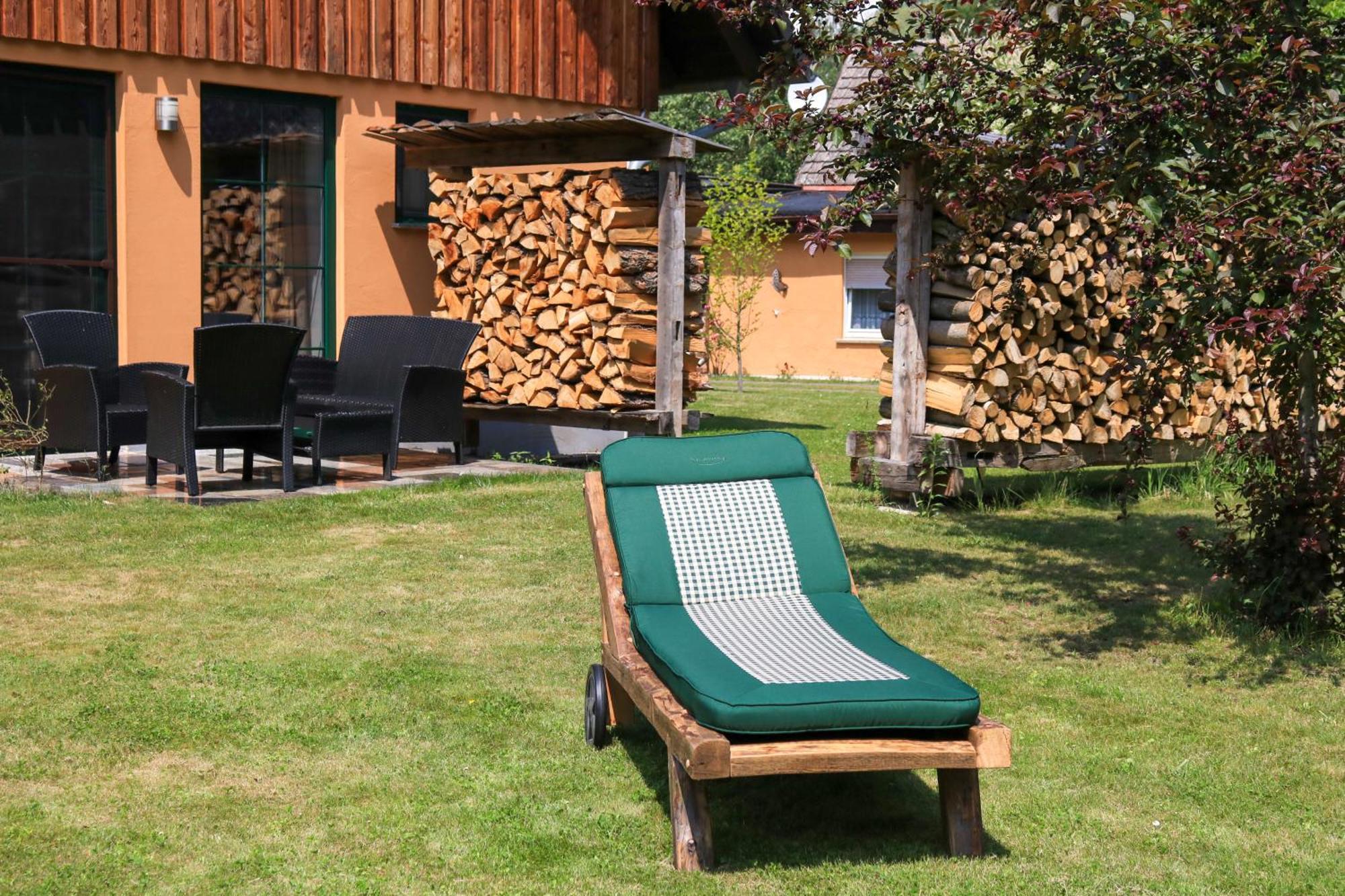 Gasthaus & Pension Am Kurfuerstendamm Burg  Ngoại thất bức ảnh