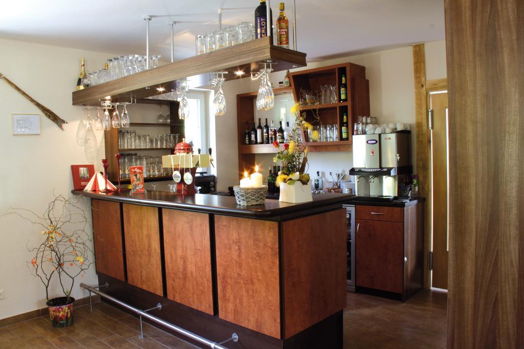 Gasthaus & Pension Am Kurfuerstendamm Burg  Ngoại thất bức ảnh
